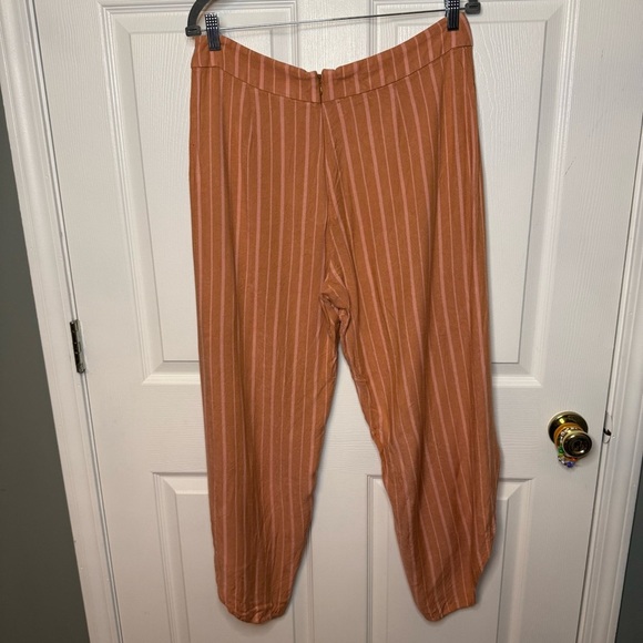 Free People Open Harem Pants Salmon Pink and Orange Stripes Size 12 GUC see pics - Picture 4 of 6